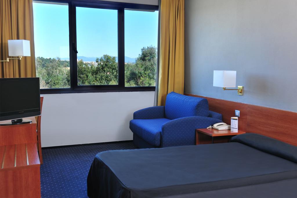 As Bellaterra Hotel Cerdanyola del Valles Quarto foto